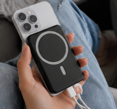 Ryan C. ⭐⭐⭐⭐⭐ It feels smooth, lightweight, and easy to keep in my purse. Perfect for long days out when my battery gets low.Really impressed with the quality. The charger is slim, easy to carry, and works exactly as advertised. The blue color looks amazing and the battery life is solid.
